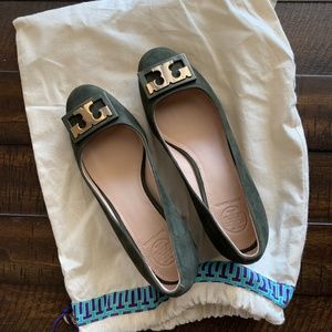 TORY BURCH GIGI Round Toe Pump Size US 5